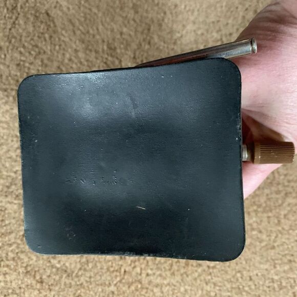 Boston Vacuumette Hand Crank Pencil Sharpener - Picture 5 of 6